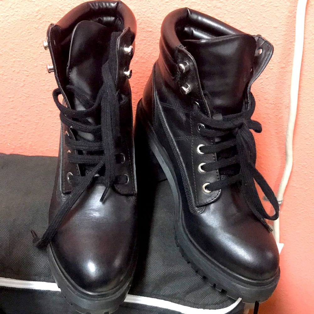 Zara combat black boots size 7.5